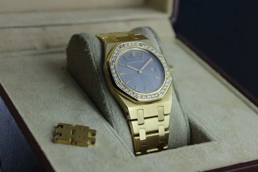 Audemars Piguet Royal Oak Lady 30mm Yellow gold and Diamond Gray 1