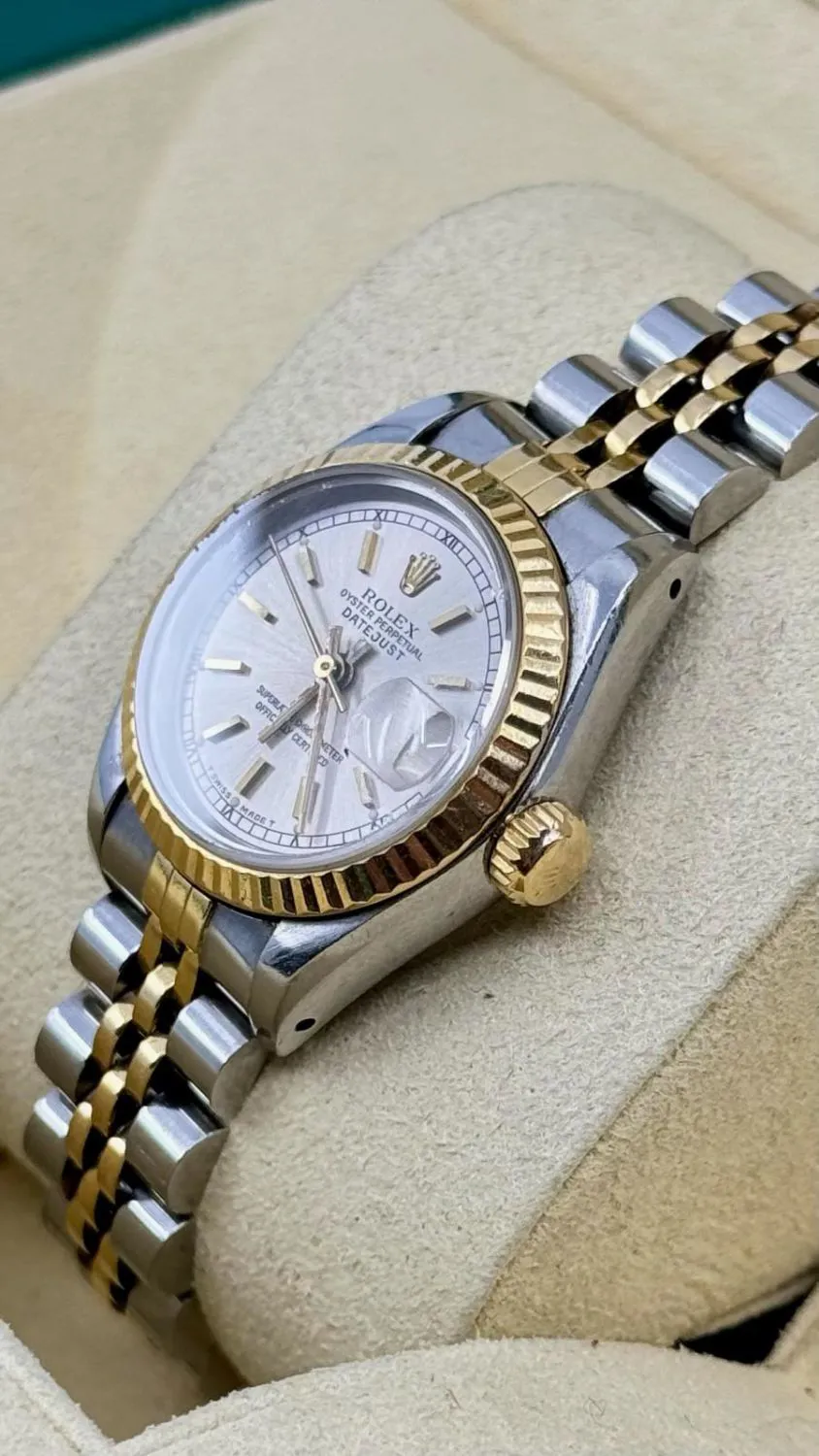 Rolex Lady-Datejust 79173 26mm Yellow gold and stainless steel Silver 5