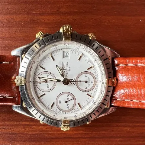 Breitling Chronomat B13047 39mm Gold/steel White