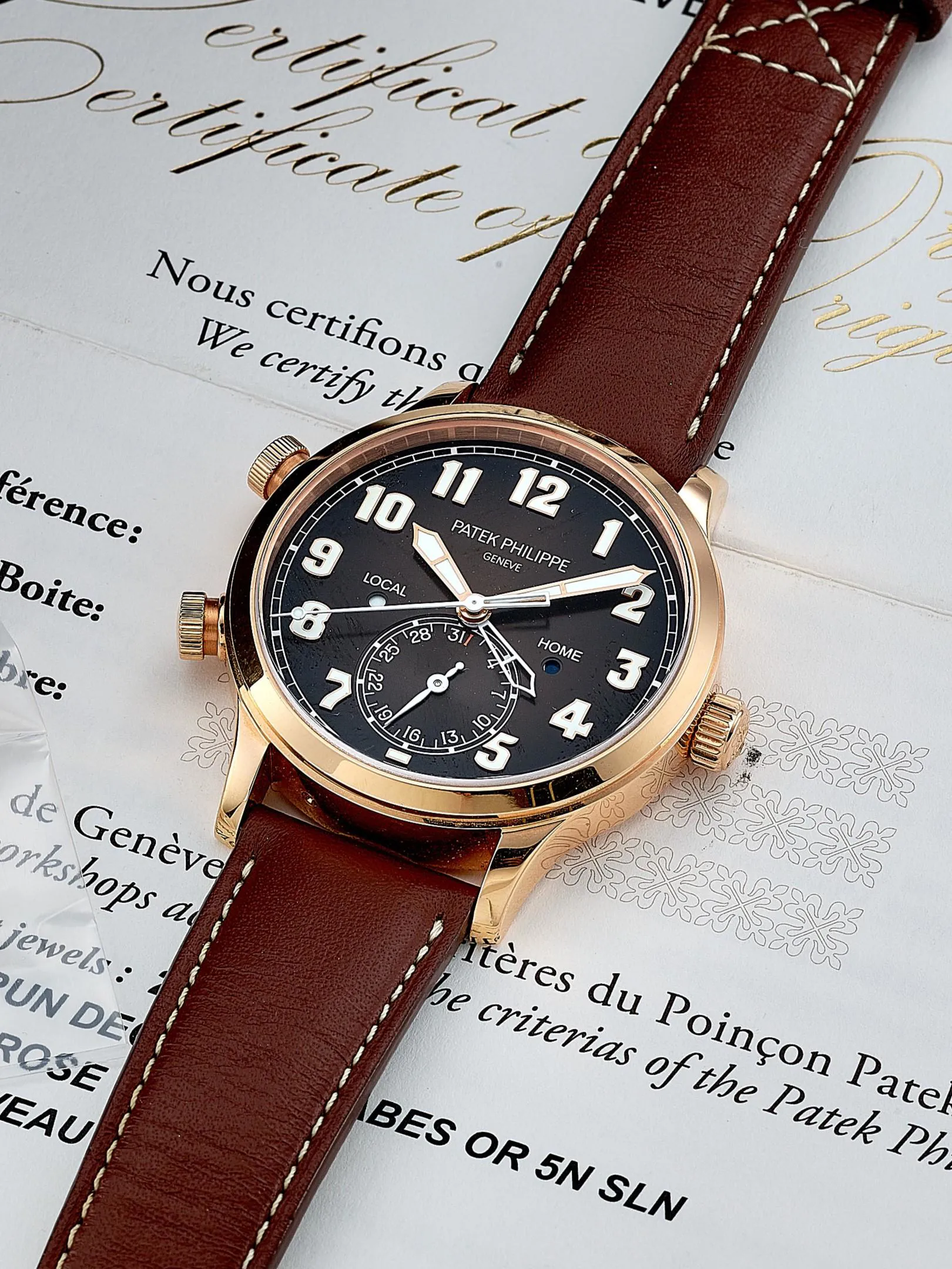 Patek Philippe Calatrava 5524R-001 42mm Rose gold Brown