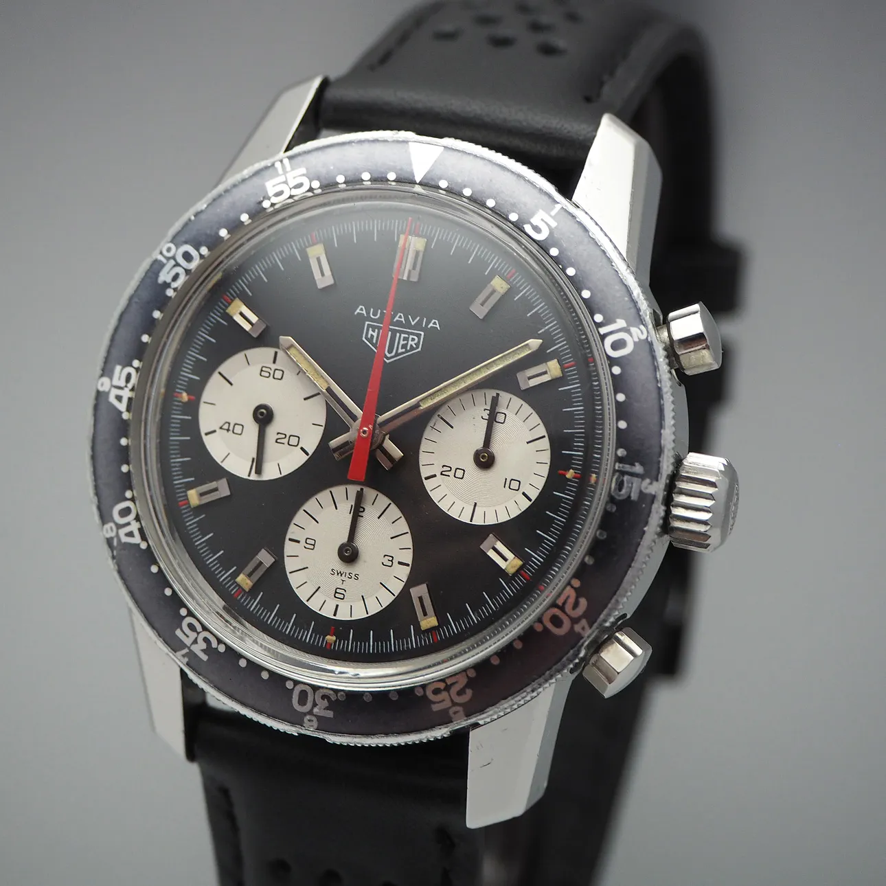 Heuer Autavia Chronograph 2446C 40mm Stahl