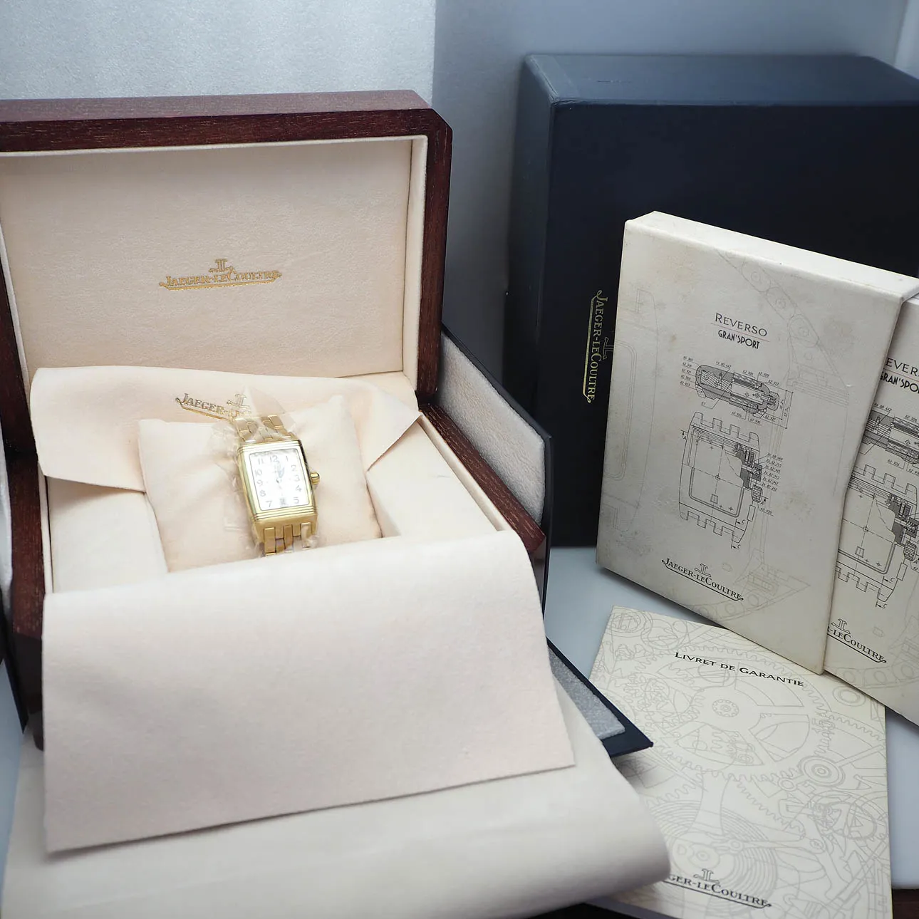 Jaeger-LeCoultre Reverso 290.1.60 26mm Yellow gold 14