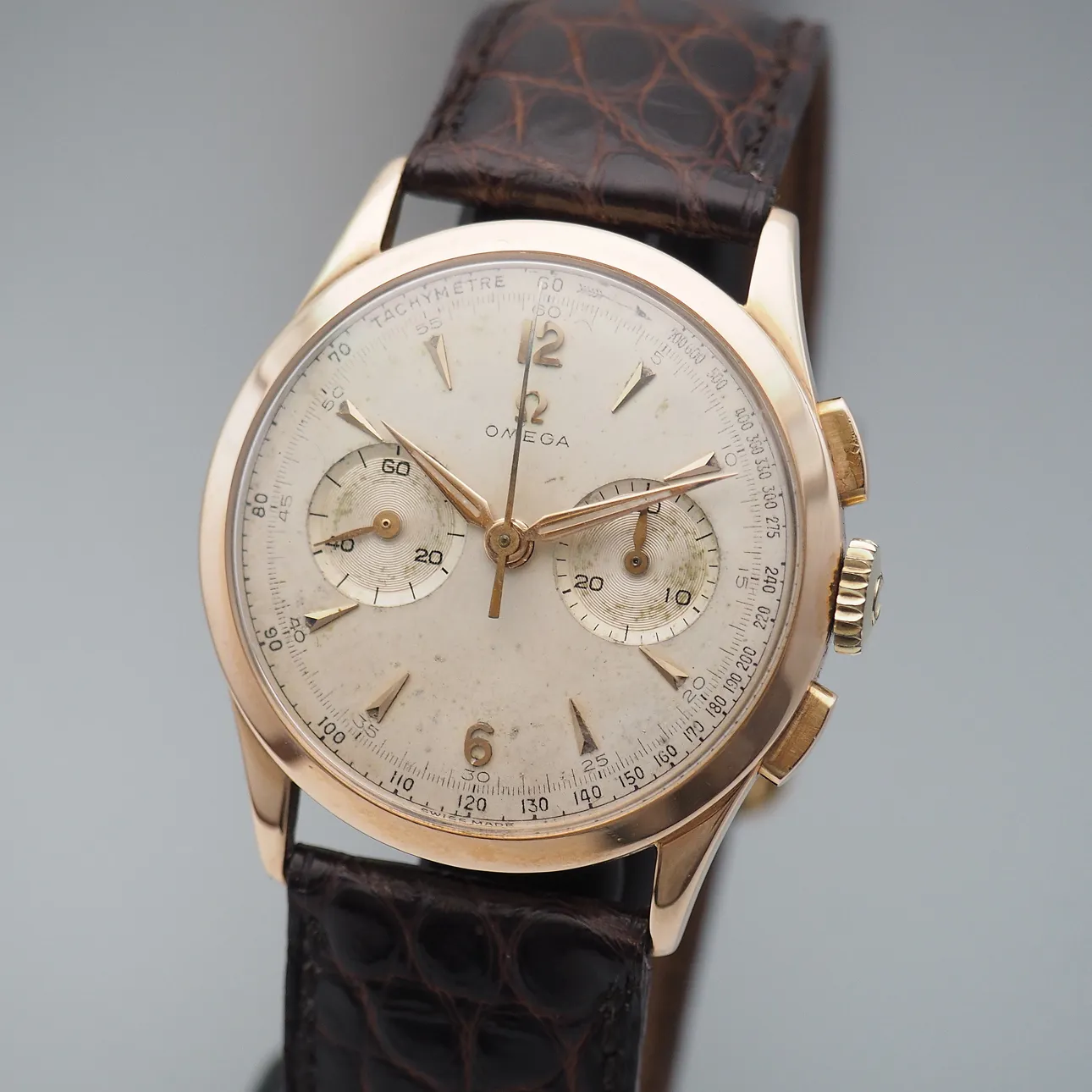 Omega Chronograph OT 2872 34.5mm Yellow gold