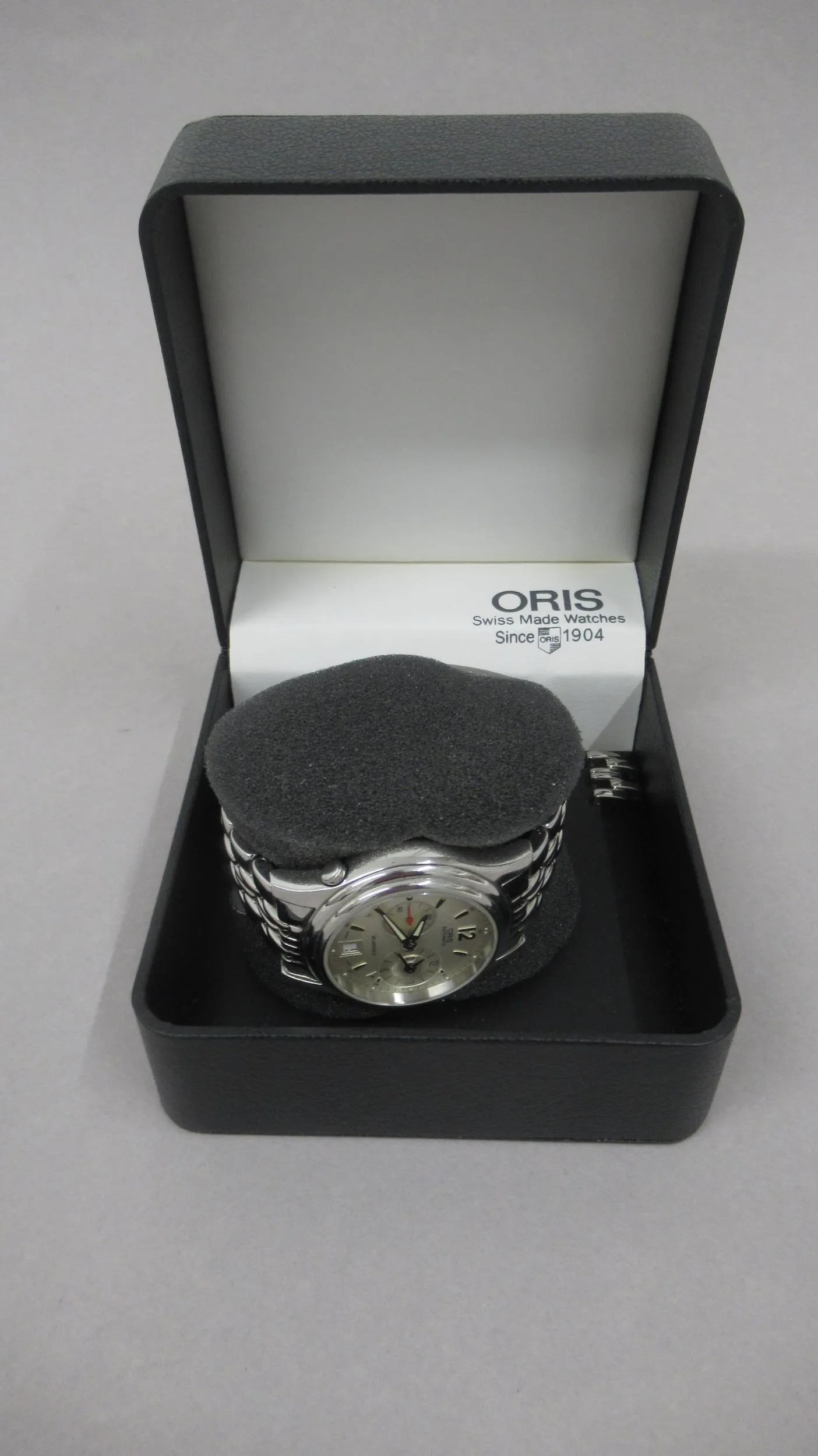 Oris Worldtimer Oris 36mm Stainless steel White