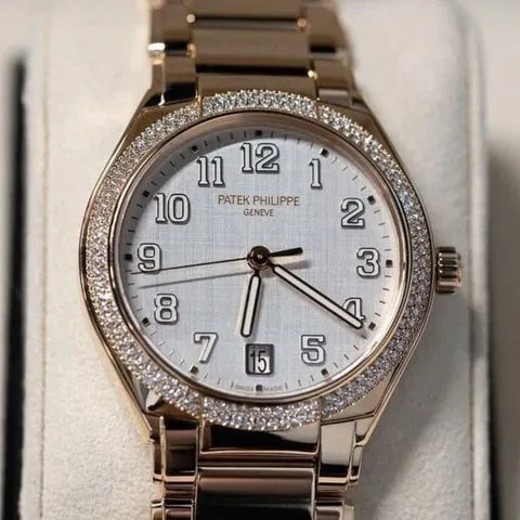 Patek Philippe Twenty~4 7300/1200R-010 36mm Rose gold Silver