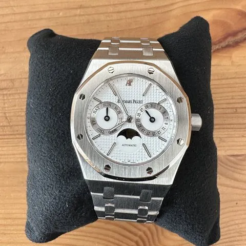 Audemars Piguet Royal Oak 25594ST 36mm Stainless steel White