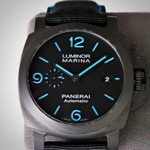 Panerai Luminor GMT Automatic PAM 01661 44mm Carbon fiber Black