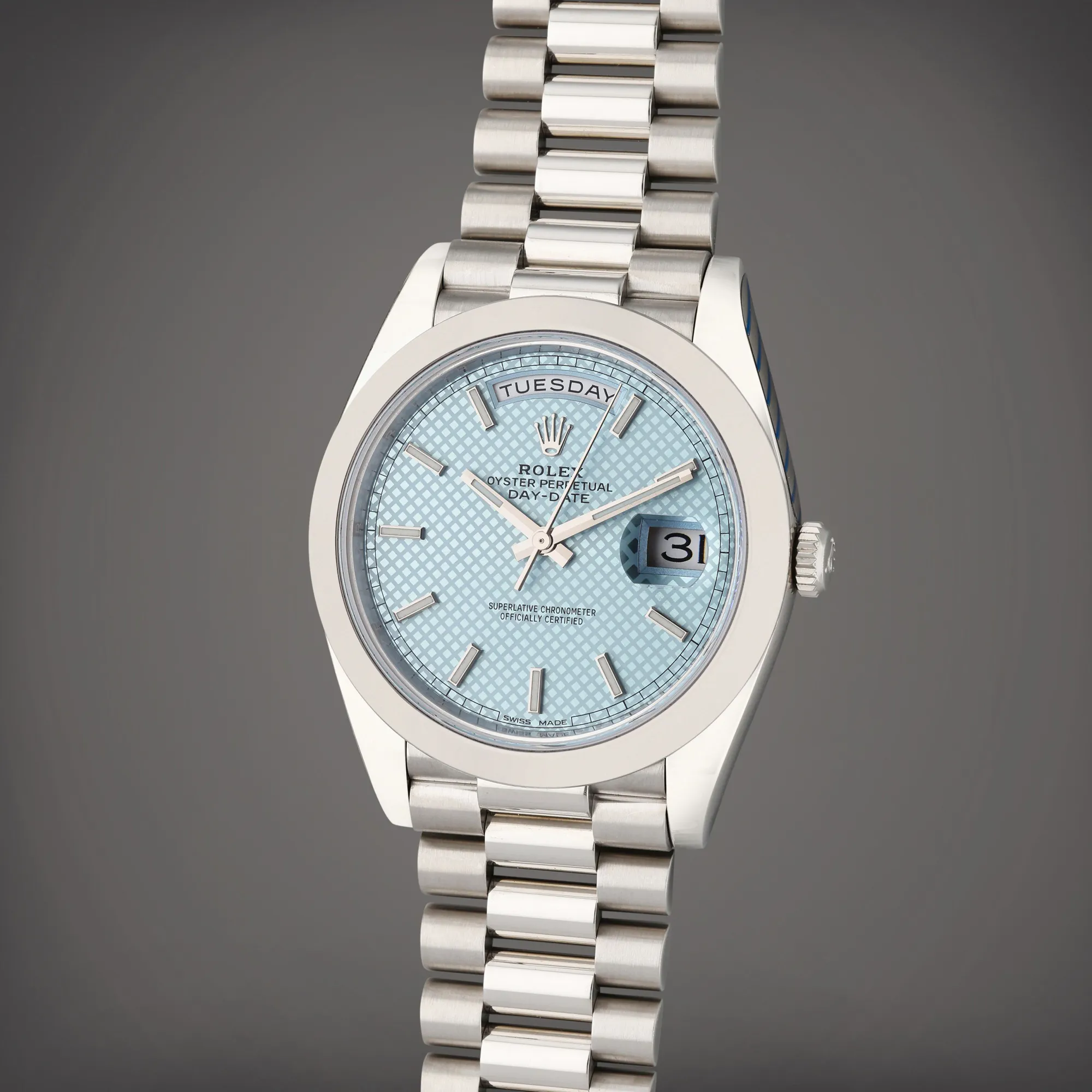 Rolex Day-Date 40 228206 40mm Platinum Blue