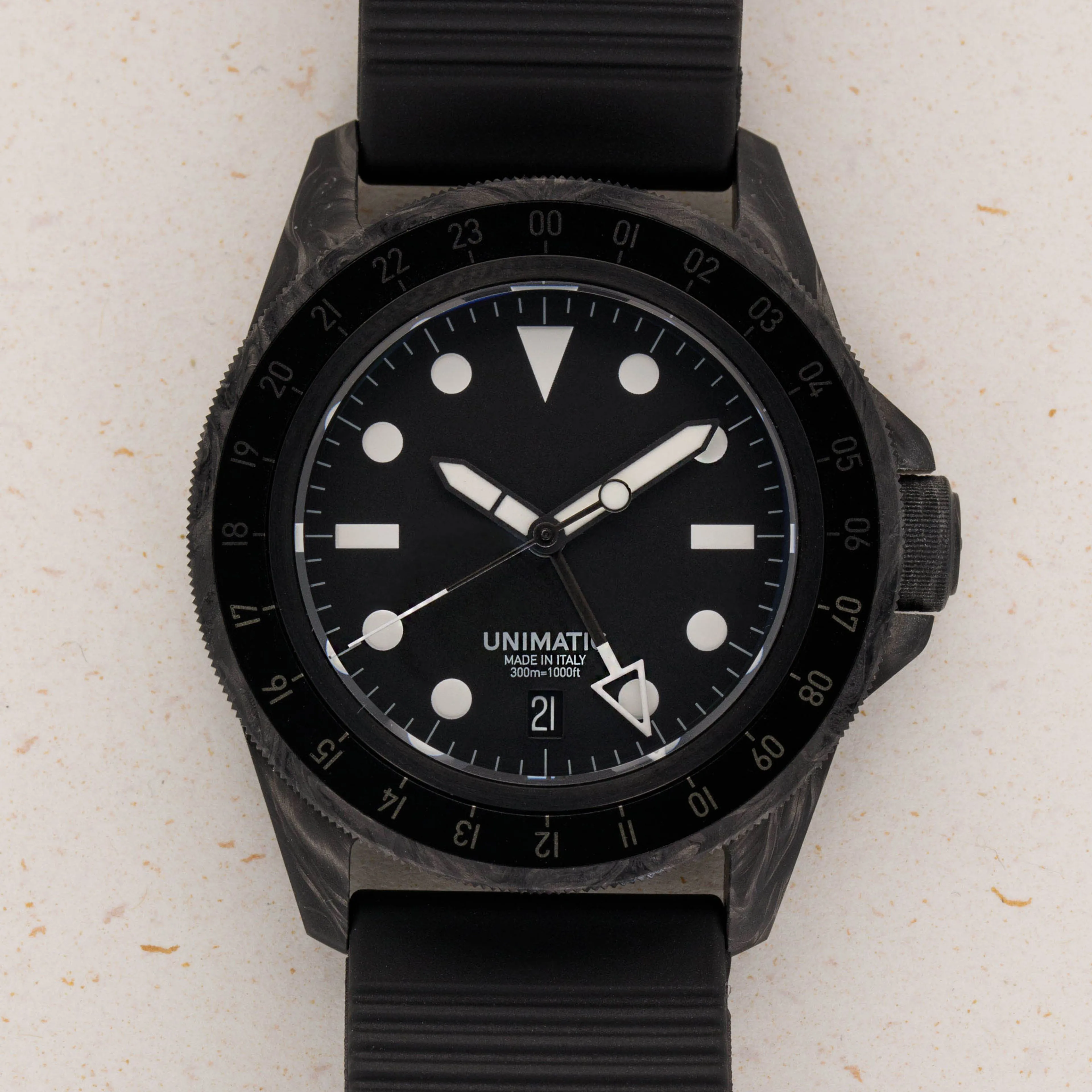 Unimatic Modello Uno U1S-C-GMT-H 41.5mm Carbon fiber Black