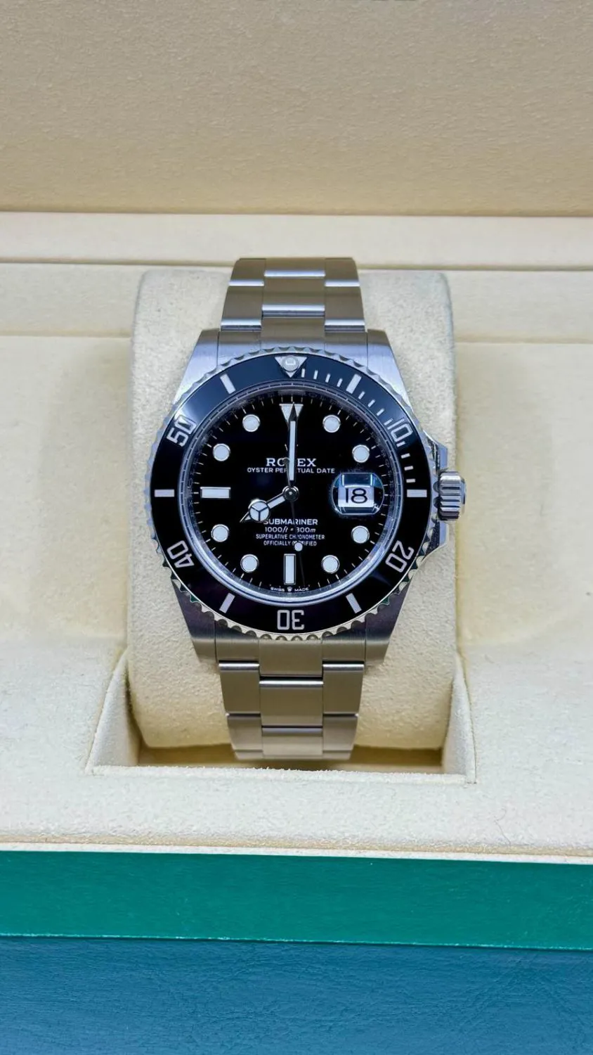 Rolex Submariner Date 126610LN 41mm Stainless steel and ceramic Black 4