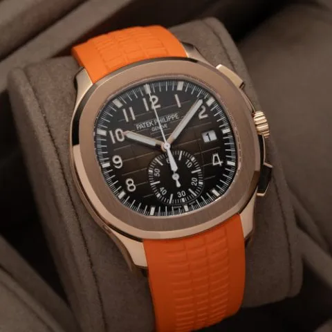 Patek Philippe Aquanaut 5968R-001 42mm Rose gold Brown