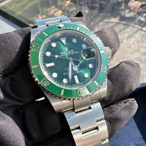 Rolex Submariner 116610LV 40mm Steel Green