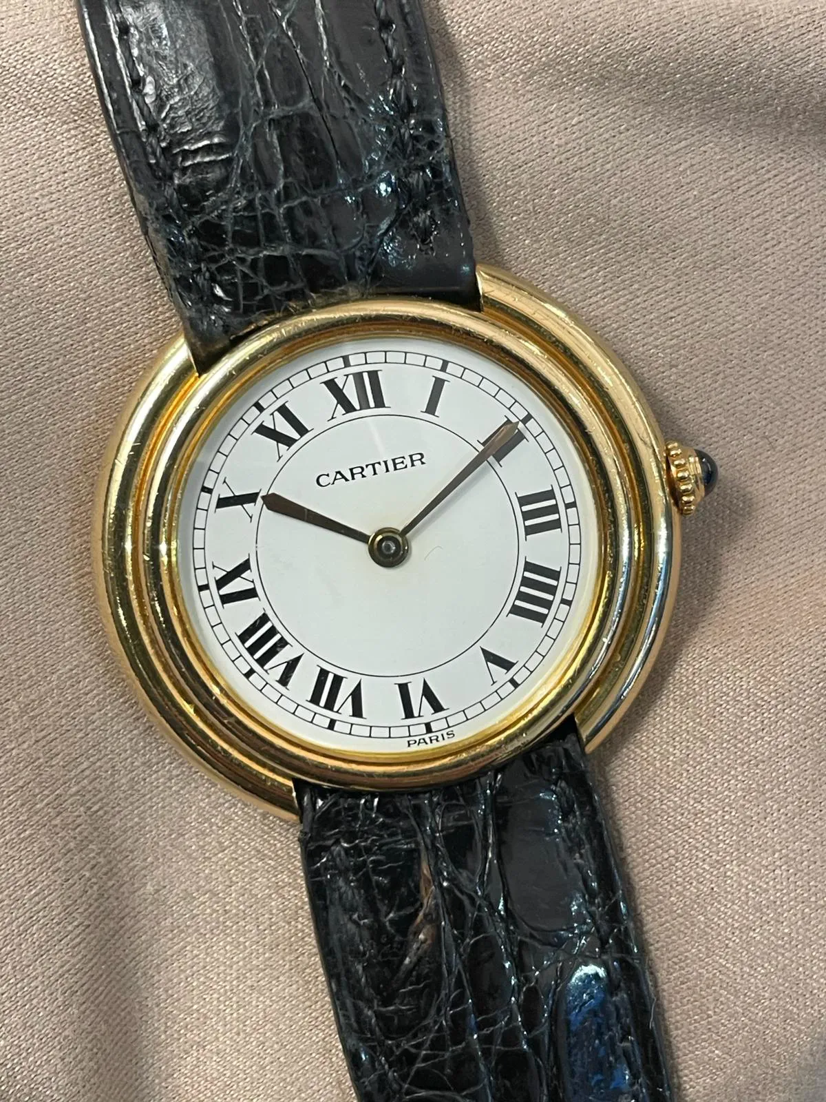 Cartier Ellipse 33mm Yellow gold White 1