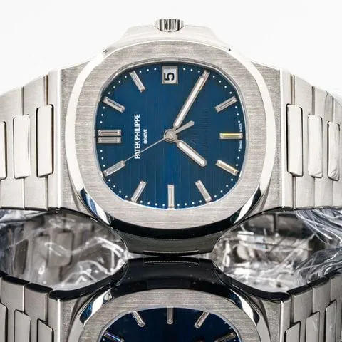 Patek Philippe Nautilus 5711/1A 40mm Platinum Blue