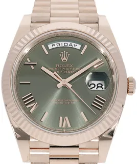 Rolex Day-Date 40 228235 Everose gold