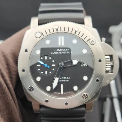 Panerai Submersible PAM 01305 47mm Titanium Black