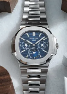 Patek Philippe Nautilus 5740/1G White gold Blue