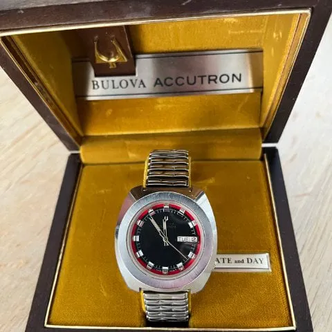 Bulova Accutron 214 34mm Stainless steel Black