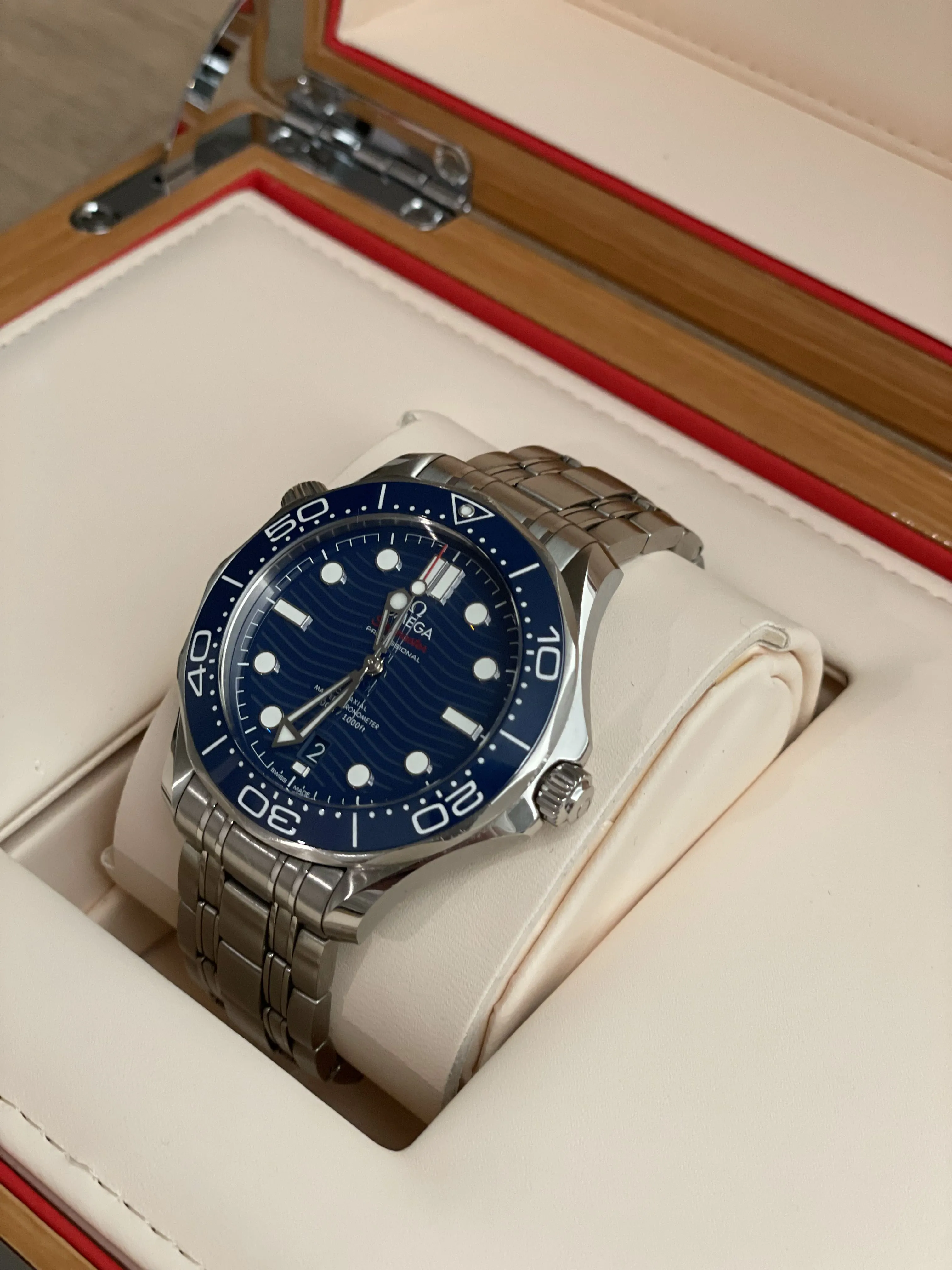 Omega Seamaster Diver 300M 210.20.42.20.03.001 42mm Bleu Blue 1