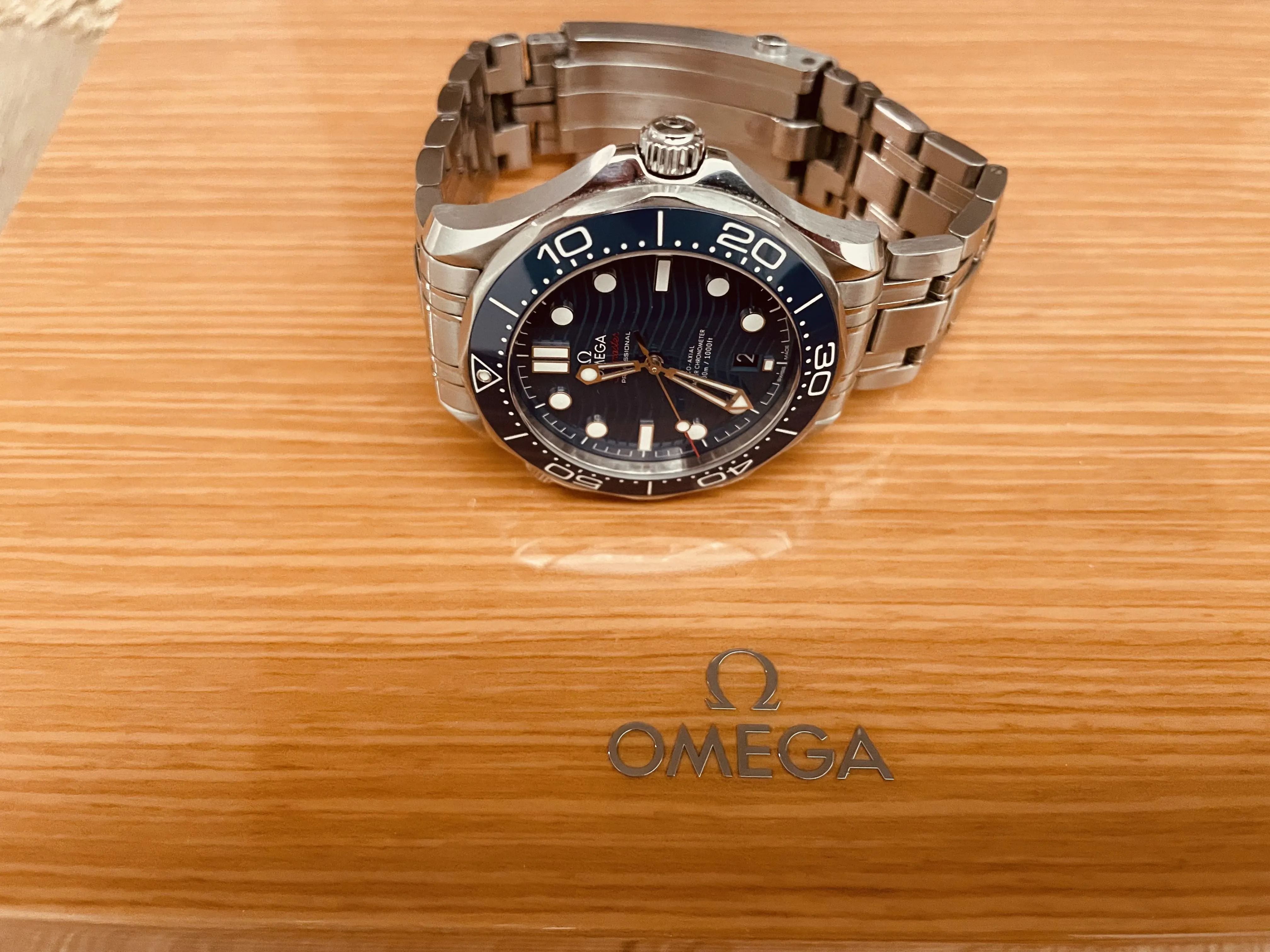 Omega Seamaster Diver 300M 210.20.42.20.03.001 42mm Bleu Blue 2