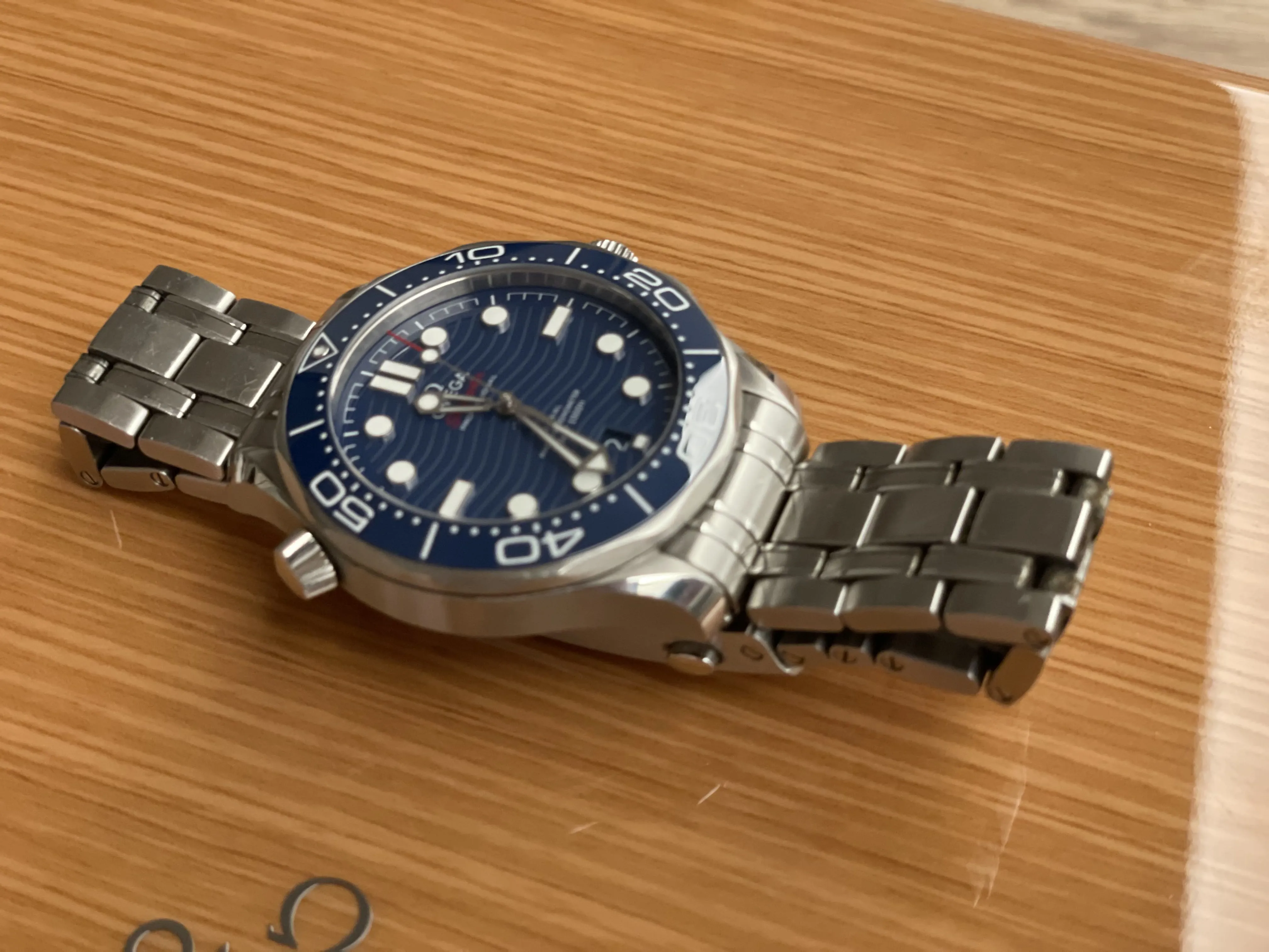 Omega Seamaster Diver 300M 210.20.42.20.03.001 42mm Bleu Blue 6