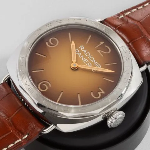 Panerai Radiomir PAM 00687 47mm Stainless steel Brown