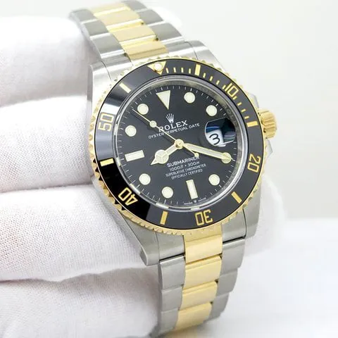 Rolex Submariner 126613LN 41mm Yellow gold and Stainless steel Black