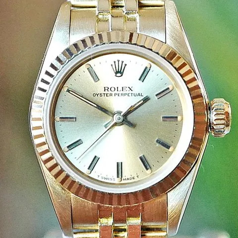 Rolex Oyster Perpetual 26 67198 24mm Yellow gold Gold