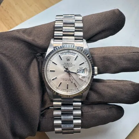 Rolex Day-Date 36 18239 36mm White gold Silver