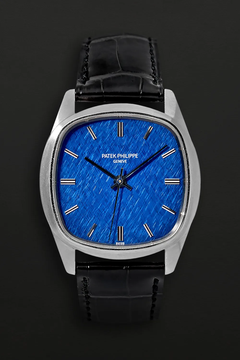 Patek Philippe Gold Ellipse 3585 36mm White gold Blue