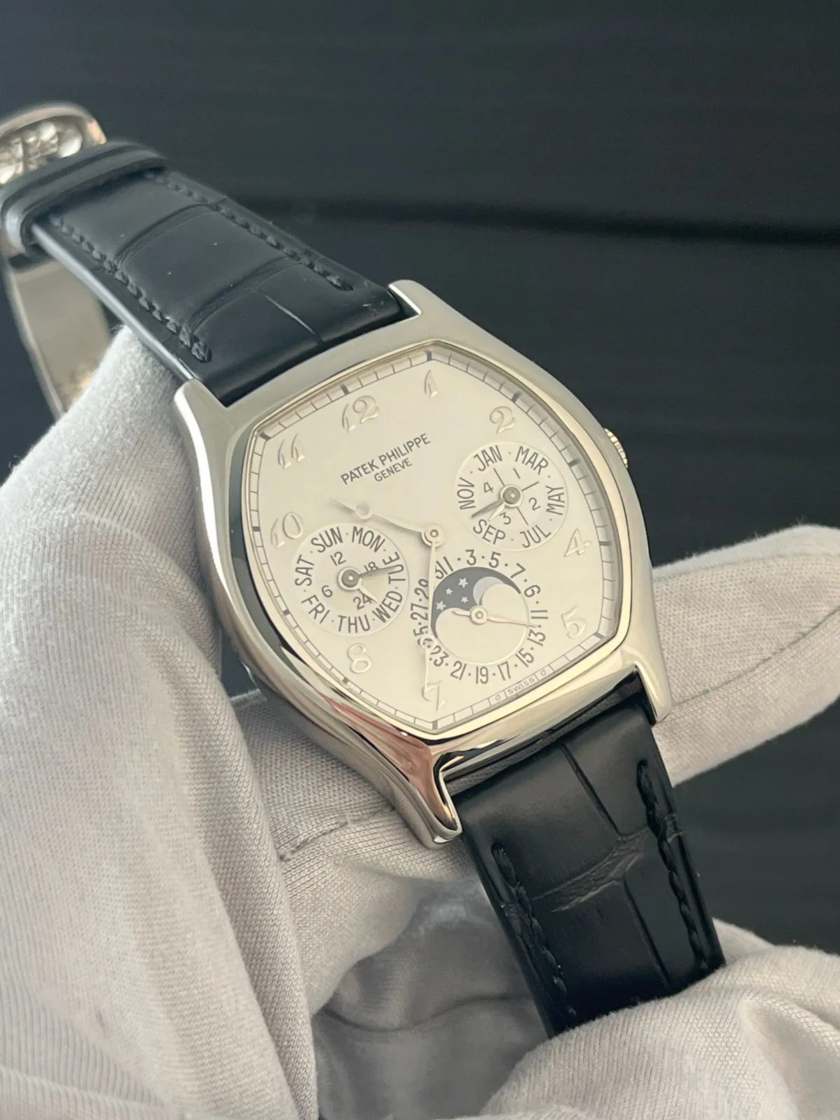 Patek Philippe Perpetual Calendar 5040G 35.5mm White gold Silver 1