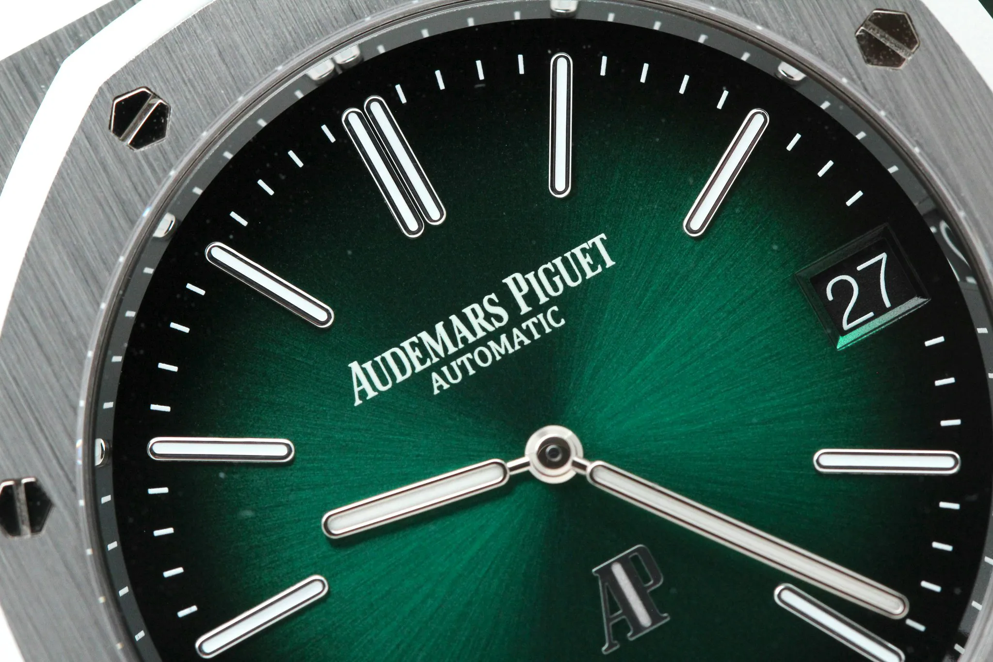 Audemars Piguet Royal Oak Jumbo 16202PT.OO.1240PT.01 39mm Platinum Green 12