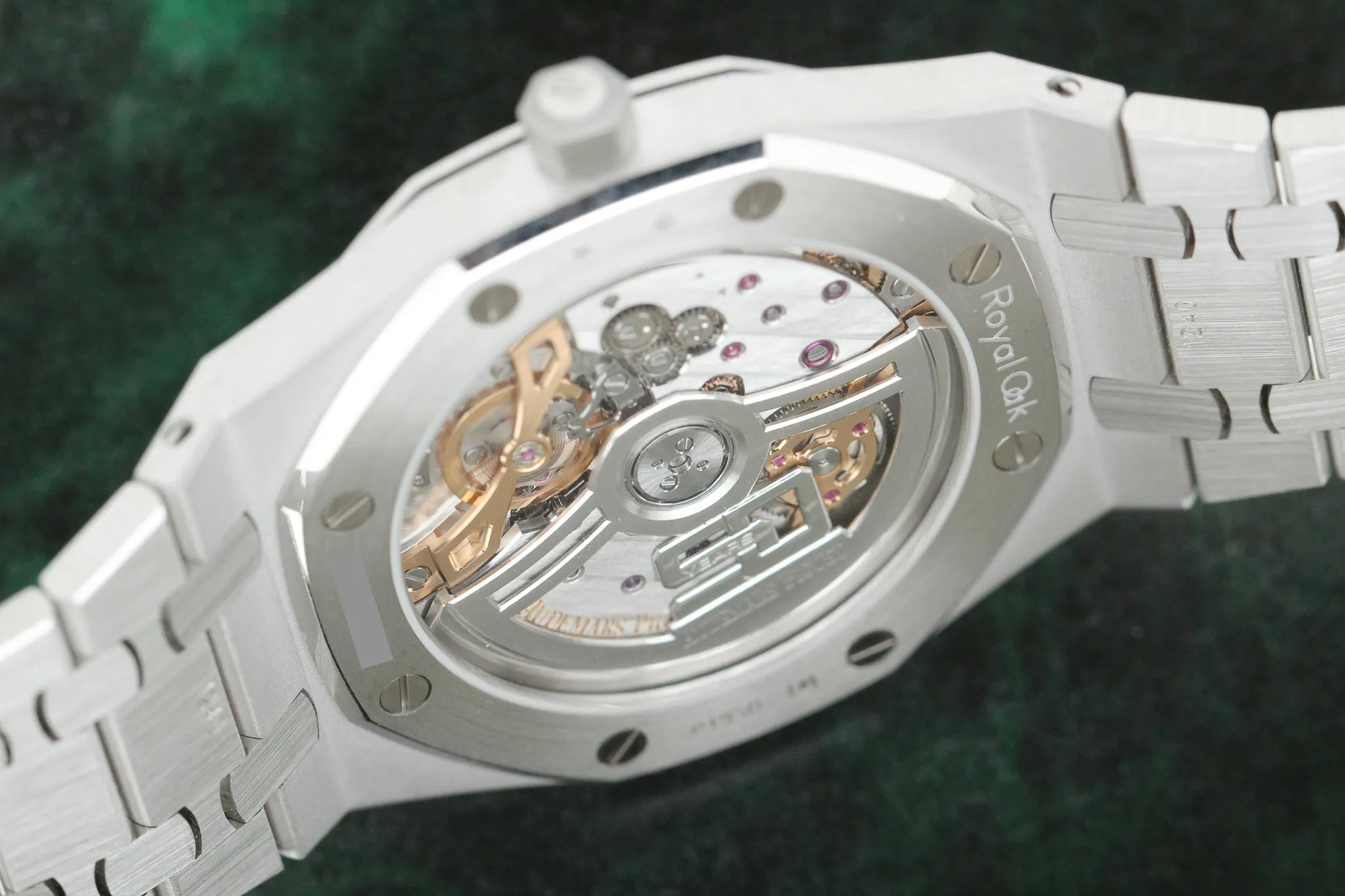 Audemars Piguet Royal Oak Jumbo 16202PT.OO.1240PT.01 39mm Platinum Green 7