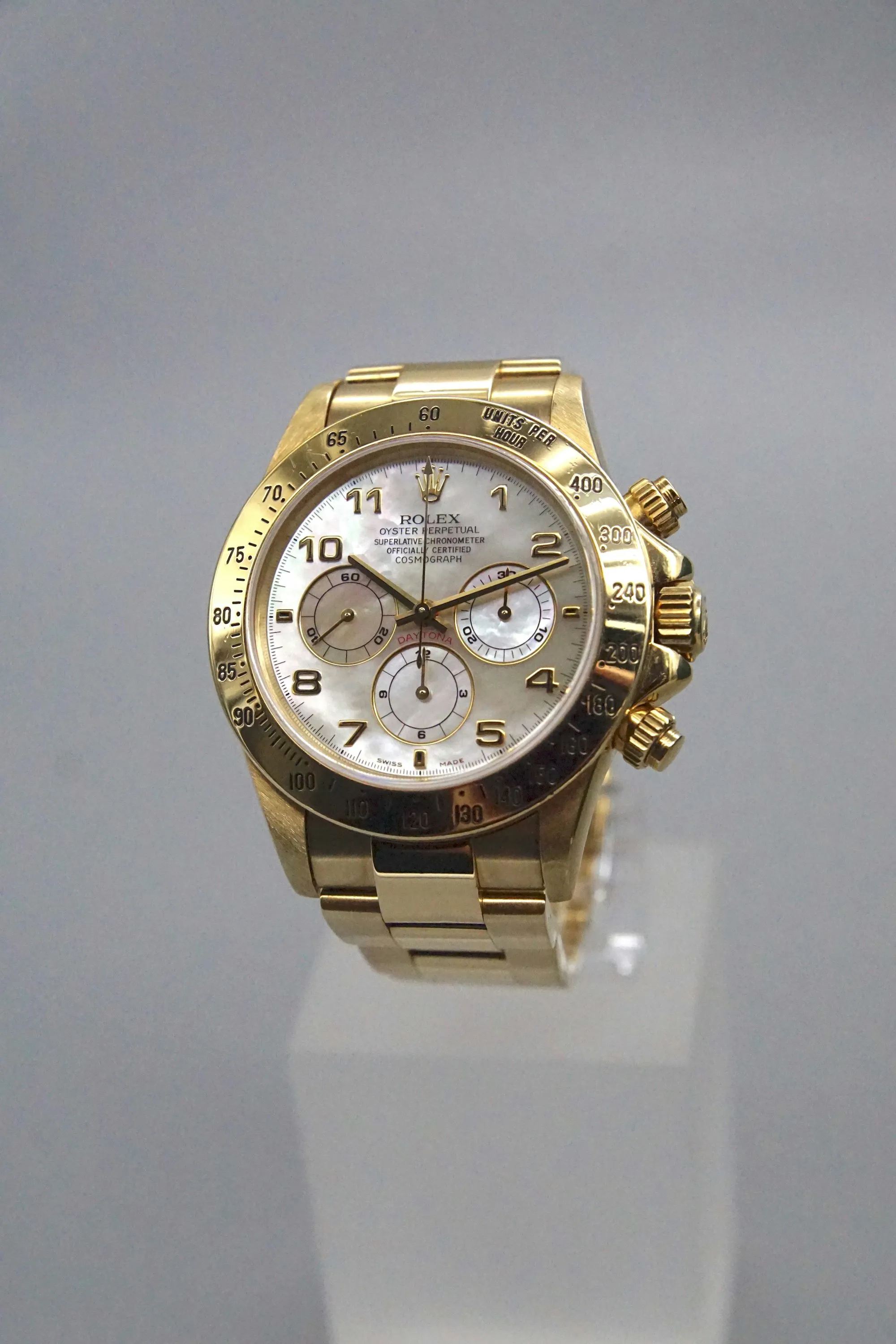 Rolex Daytona 16528 40mm Yellow gold Mother-of-pearl 6