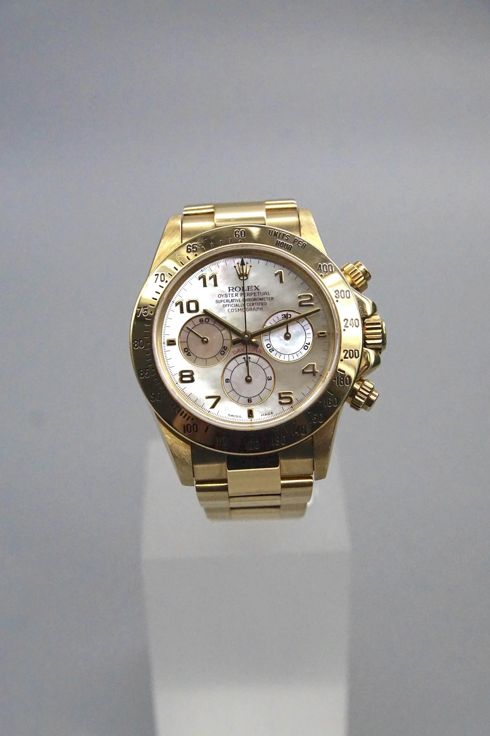 Rolex Daytona 16528 40mm Yellow gold Mother-of-pearl 7