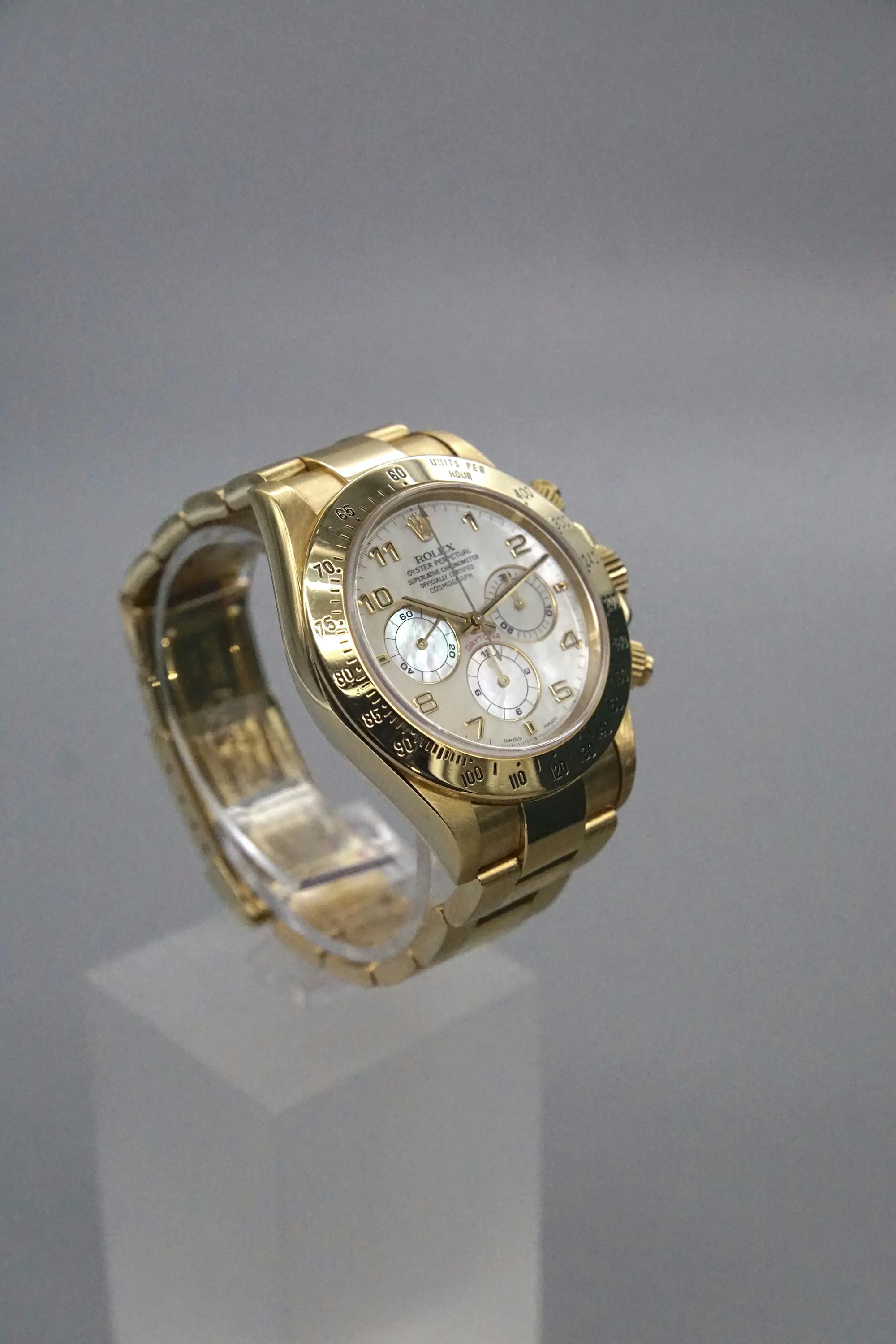 Rolex Daytona 16528 40mm Yellow gold Mother-of-pearl 8