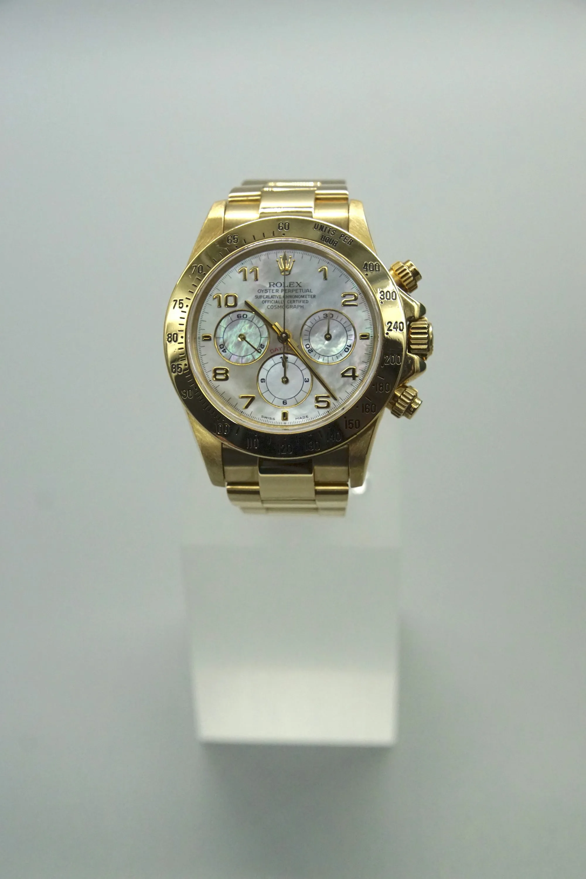 Rolex Daytona 16528 40mm Yellow gold Mother-of-pearl 9