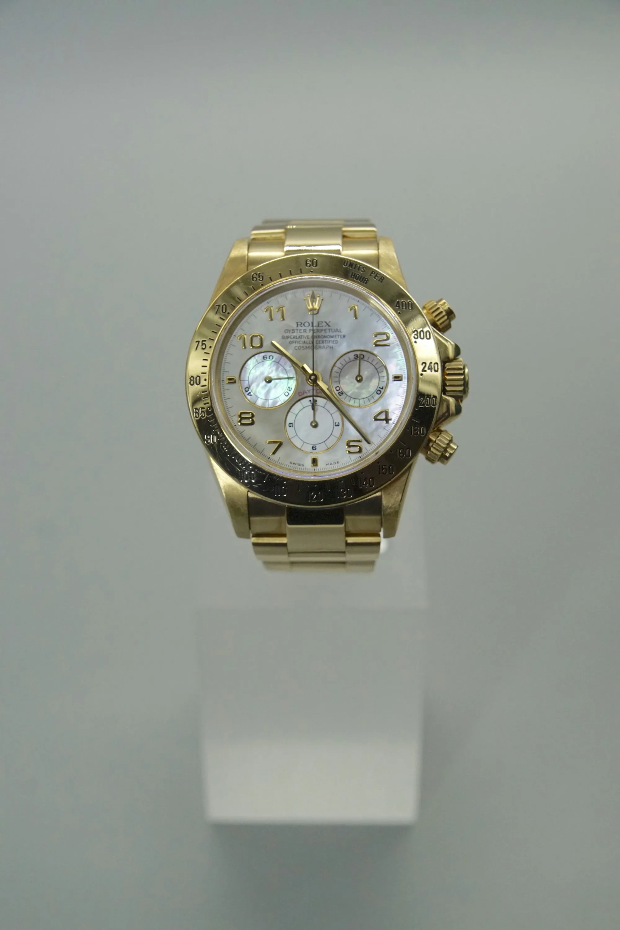 Rolex Daytona 16528 40mm Yellow gold Mother-of-pearl 10