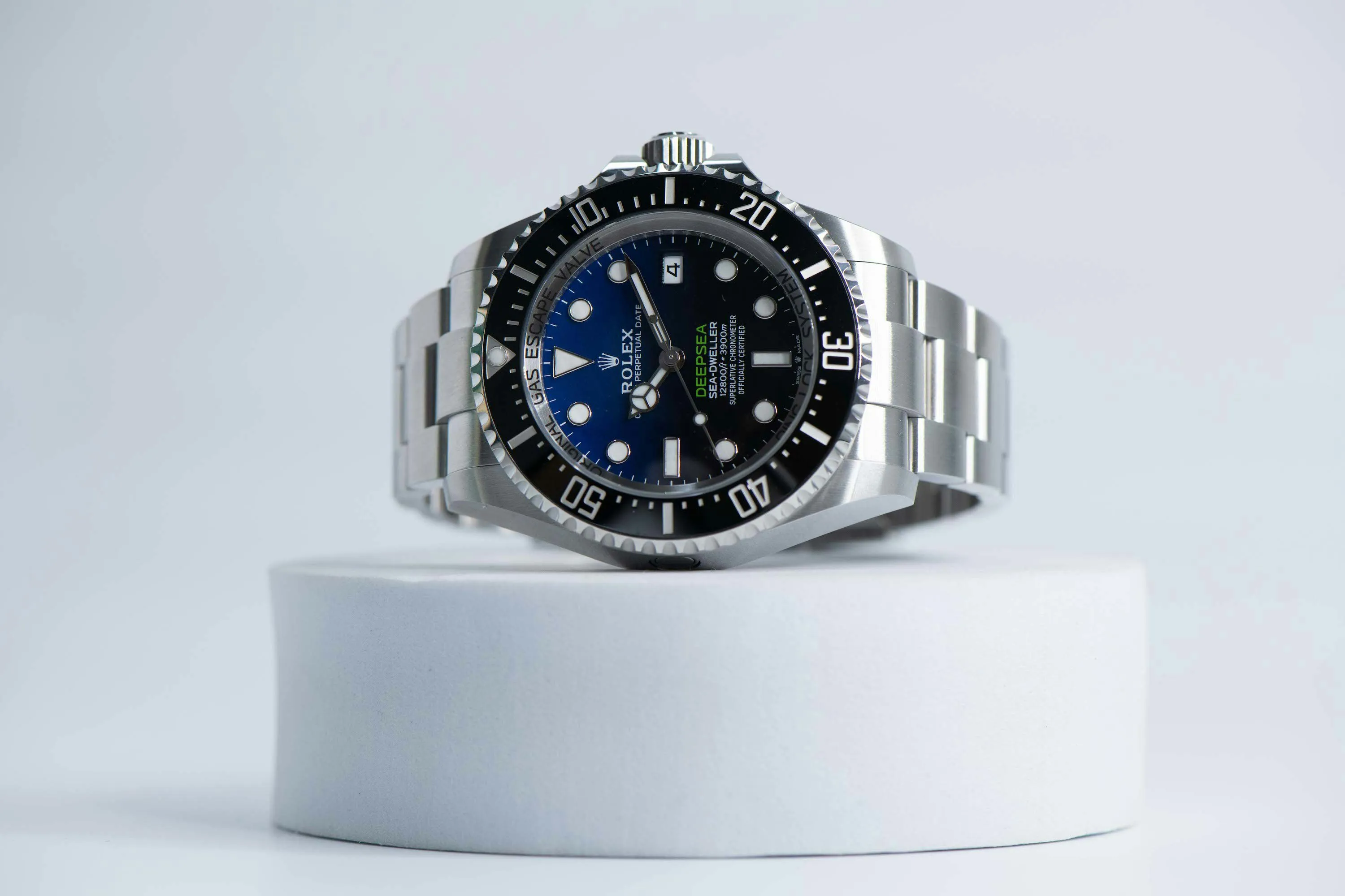 Rolex Sea-Dweller Deepsea 136660 44mm Titanium and Stainless steel Two-tone 1