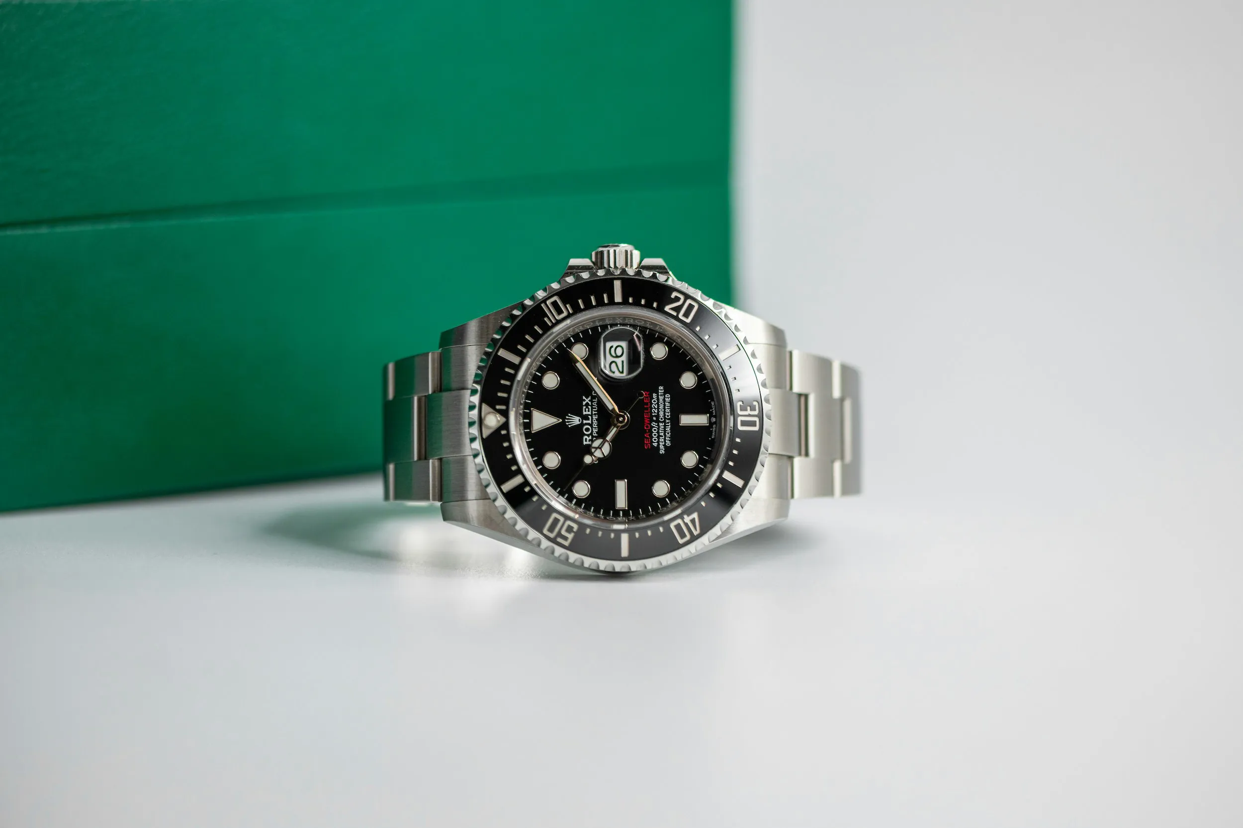 Rolex Sea-Dweller 126600 43mm Stainless steel Black