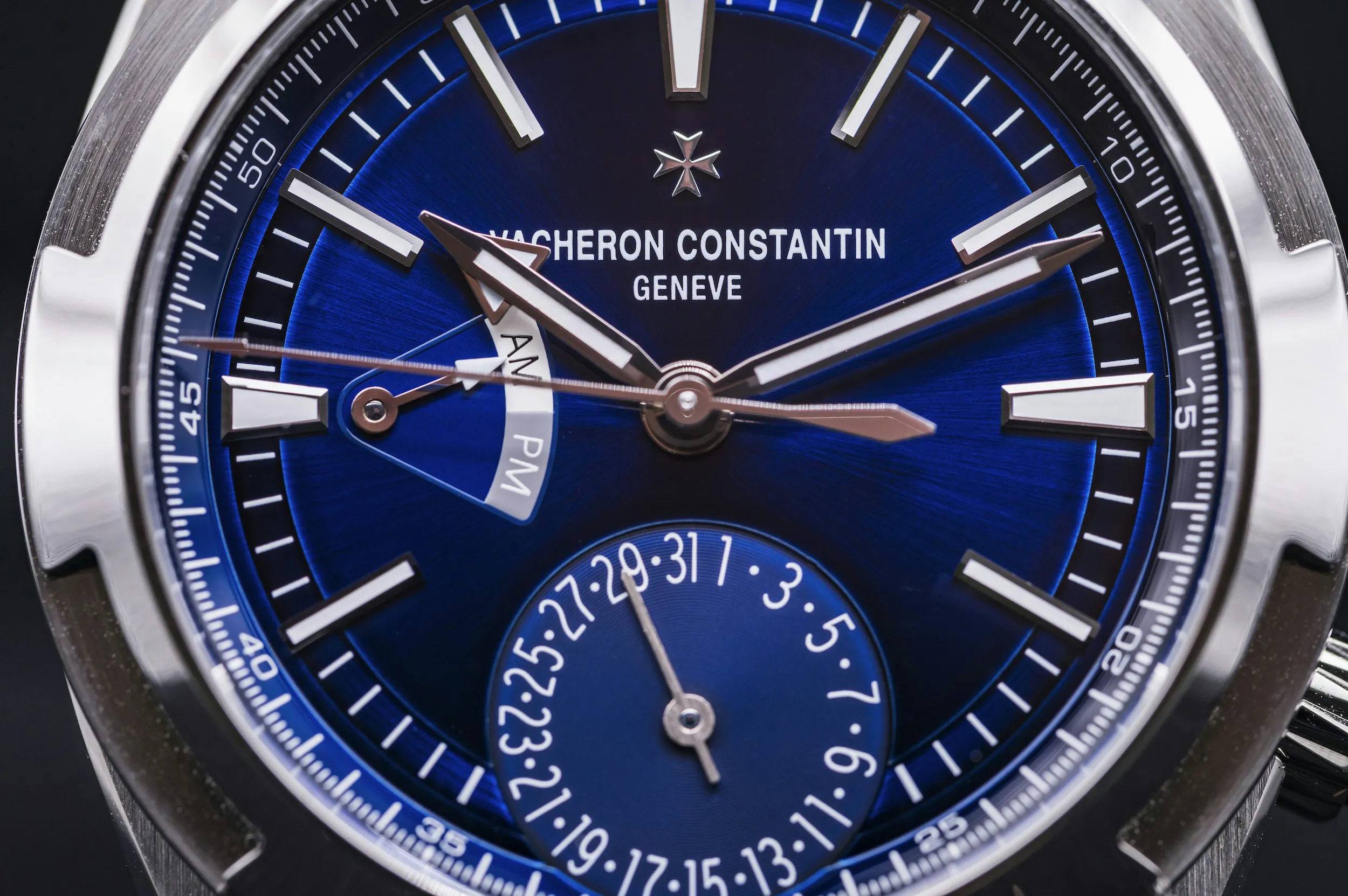 Vacheron Constantin Overseas Dual Time 7900V/110A-B334 41mm Stainless steel Blue 10