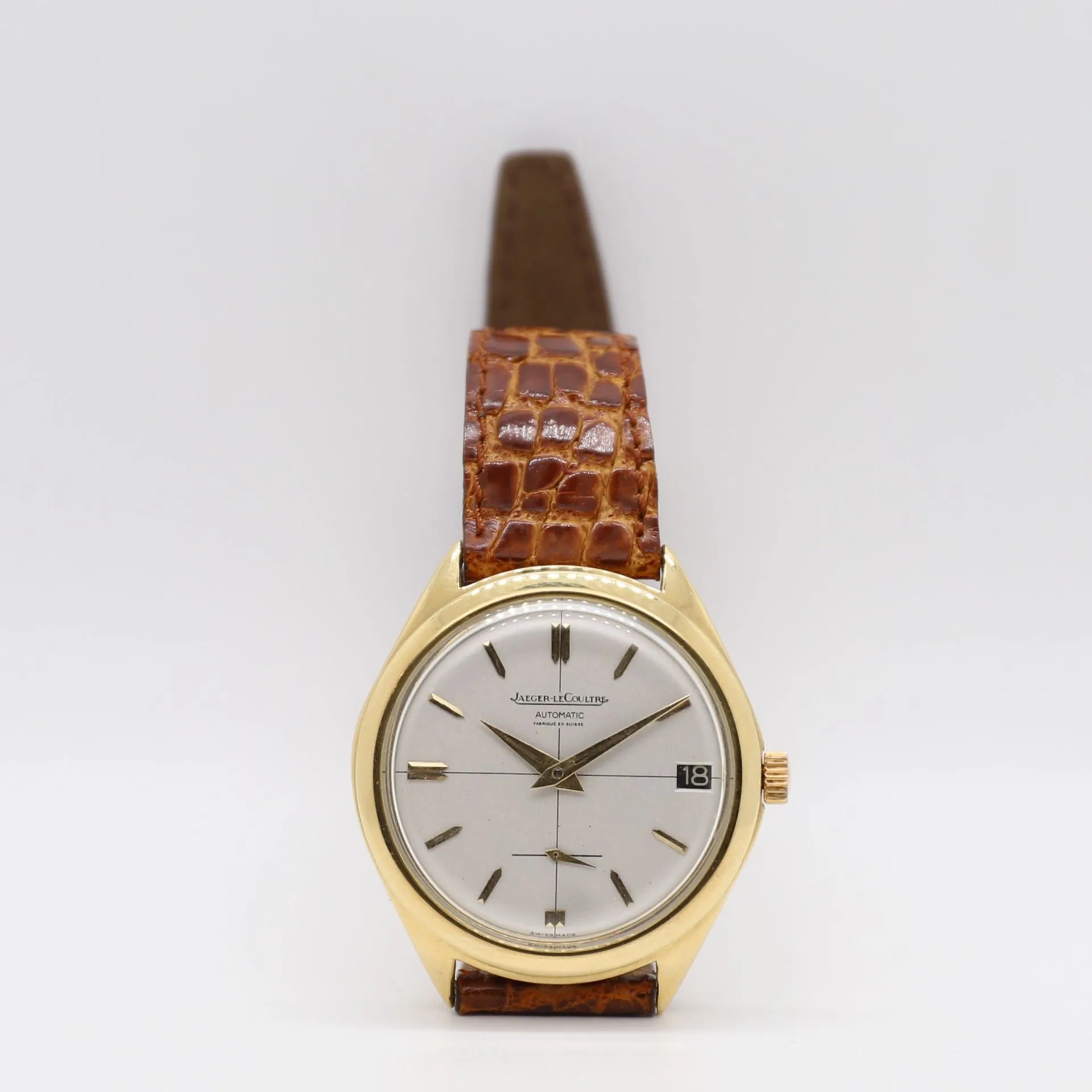 Jaeger-LeCoultre LeCOULTRE 36mm Yellow gold Mother-of-pearl
