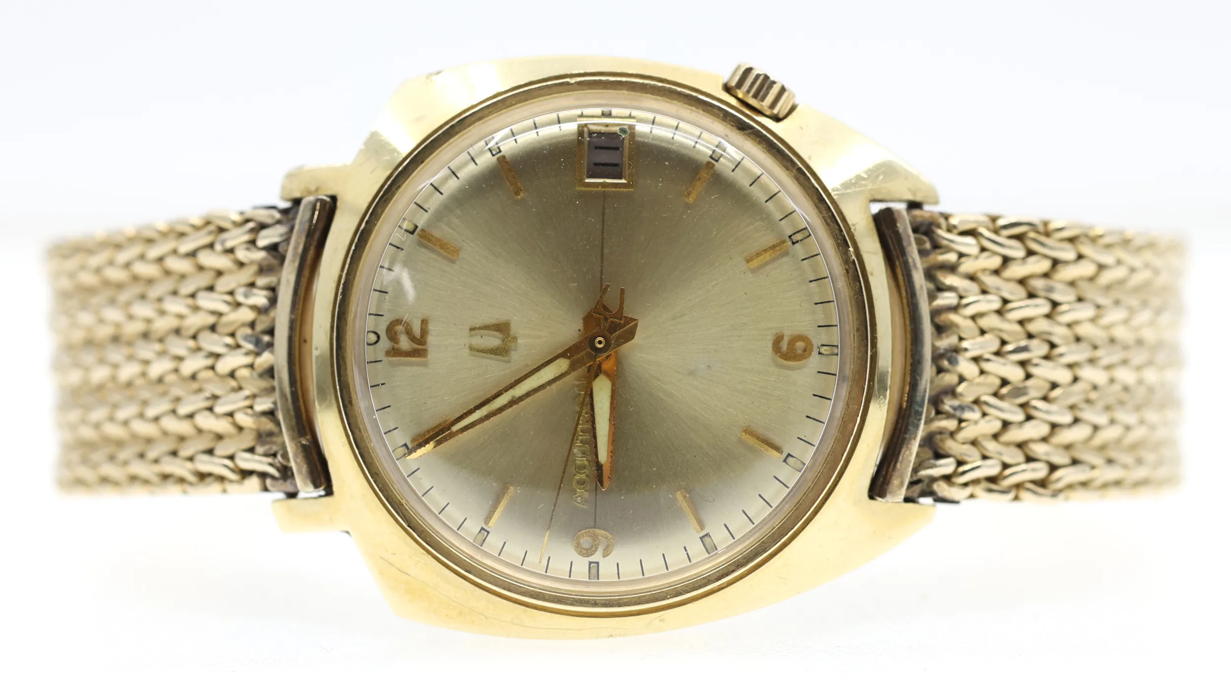 Bulova Accutron M7 35mm Yellow gold