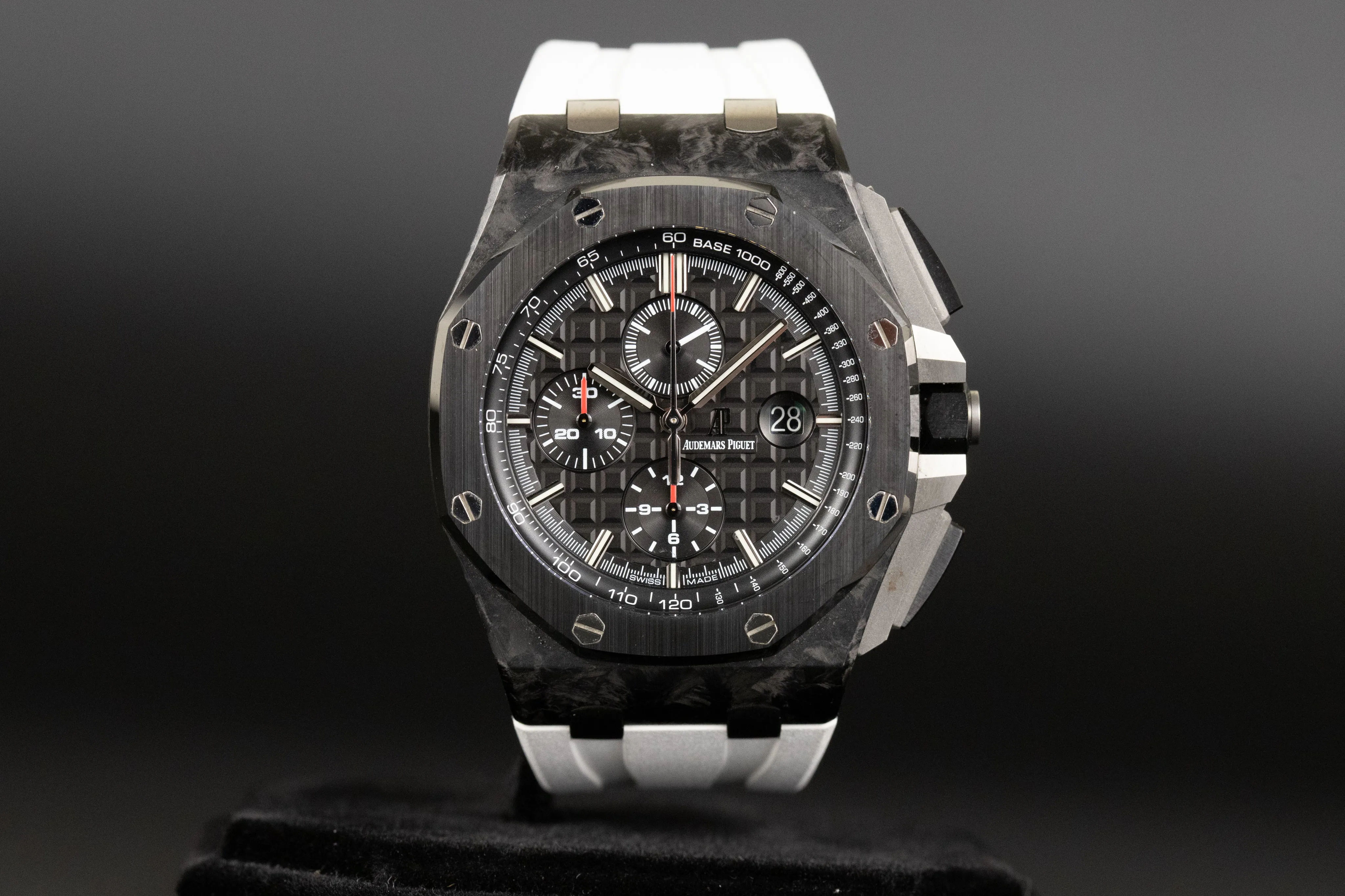 Audemars Piguet Royal Oak Offshore 26400AU 44mm Carbon fiber Black