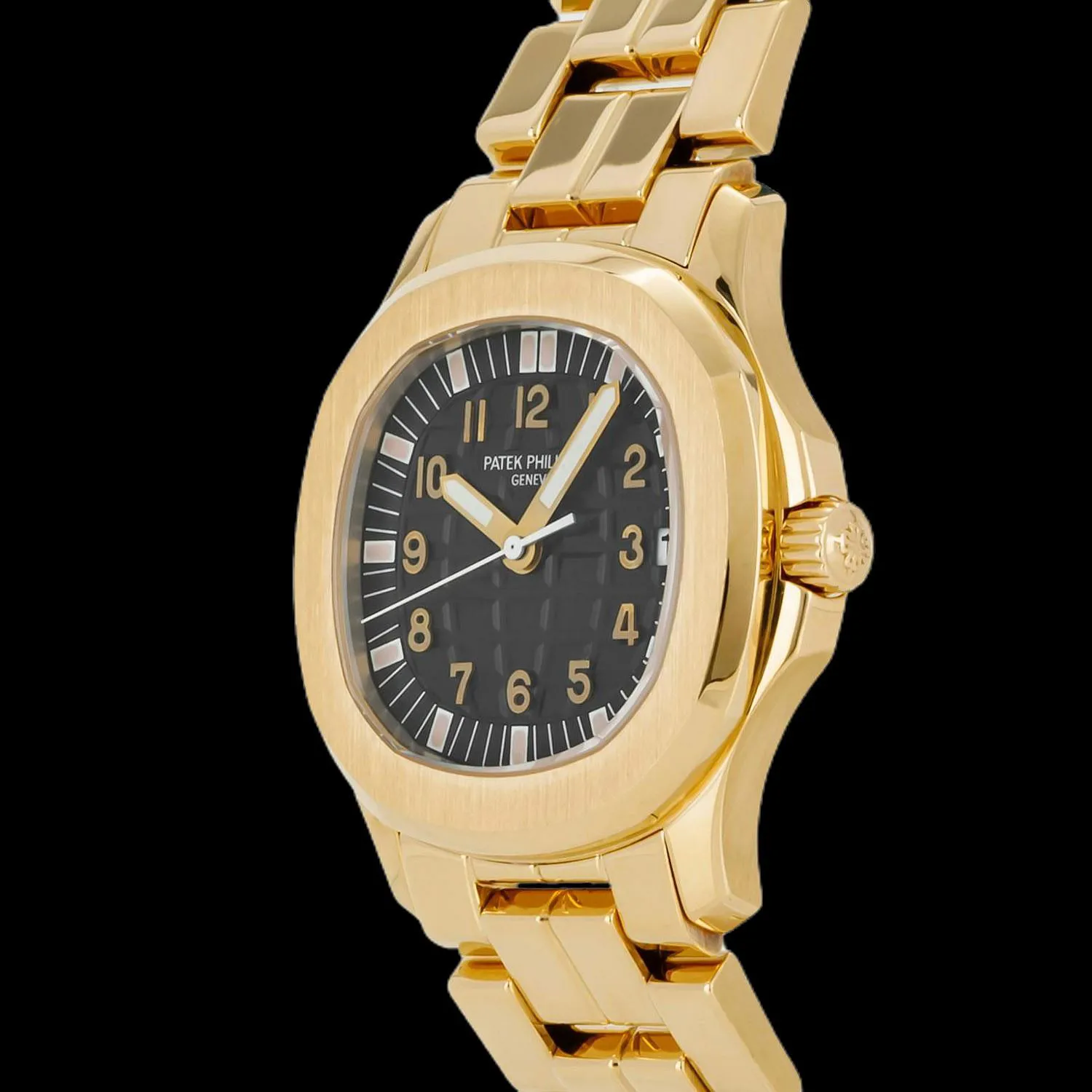 Patek Philippe Aquanaut 36mm Yellow gold 1