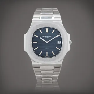 Patek Philippe Nautilus 3700/001 Stainless steel Black