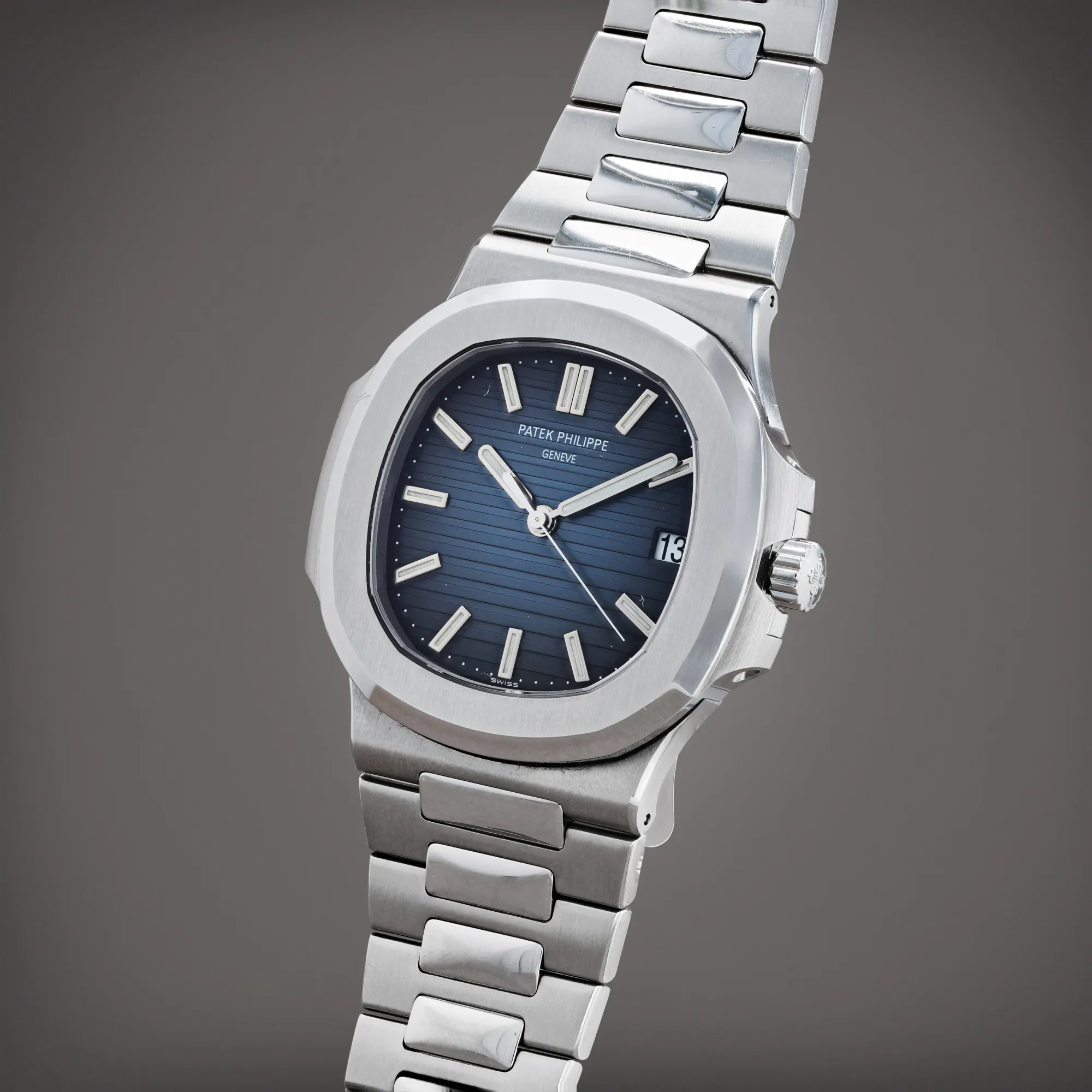 Patek Philippe Nautilus 5711/1A-001 40mm Stainless steel Blue 1