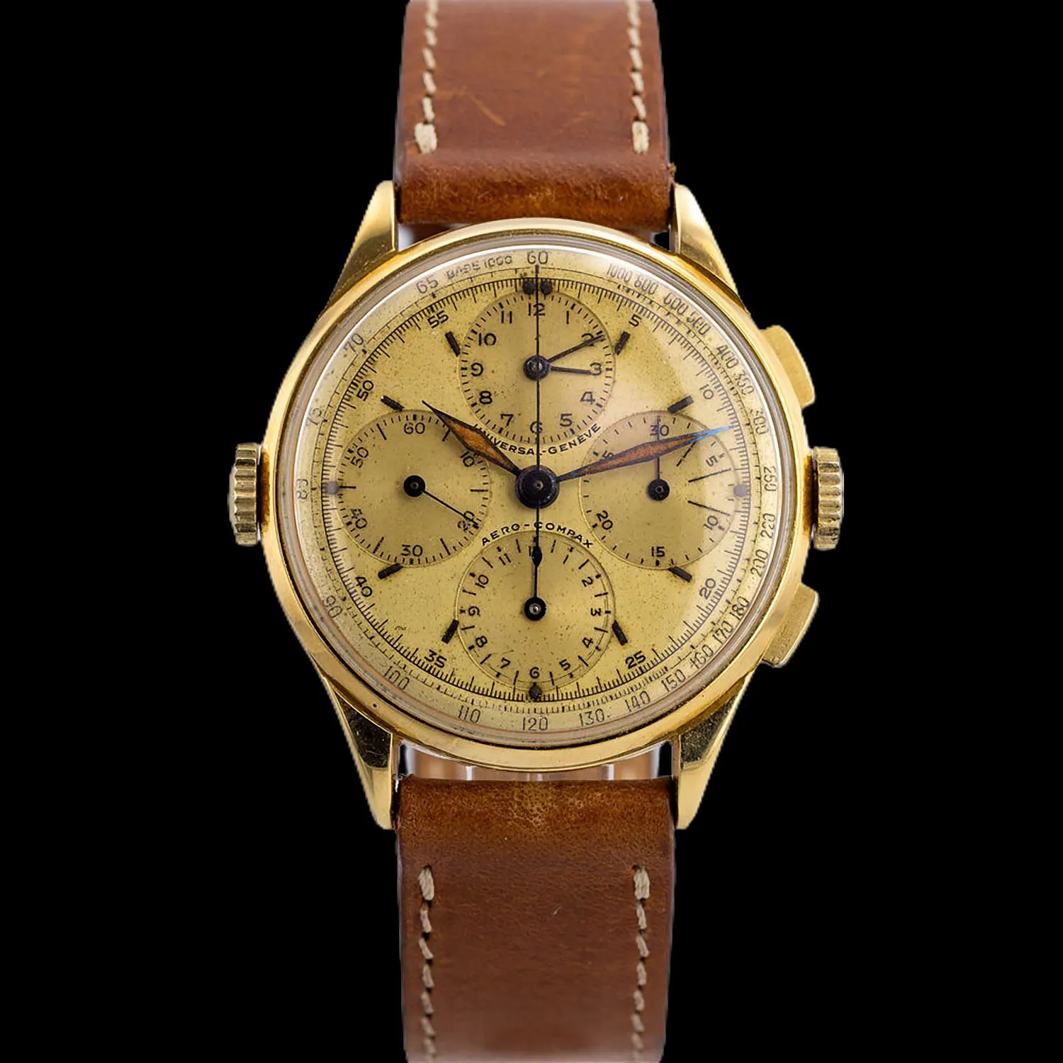 Universal Genève 41mm Yellow gold