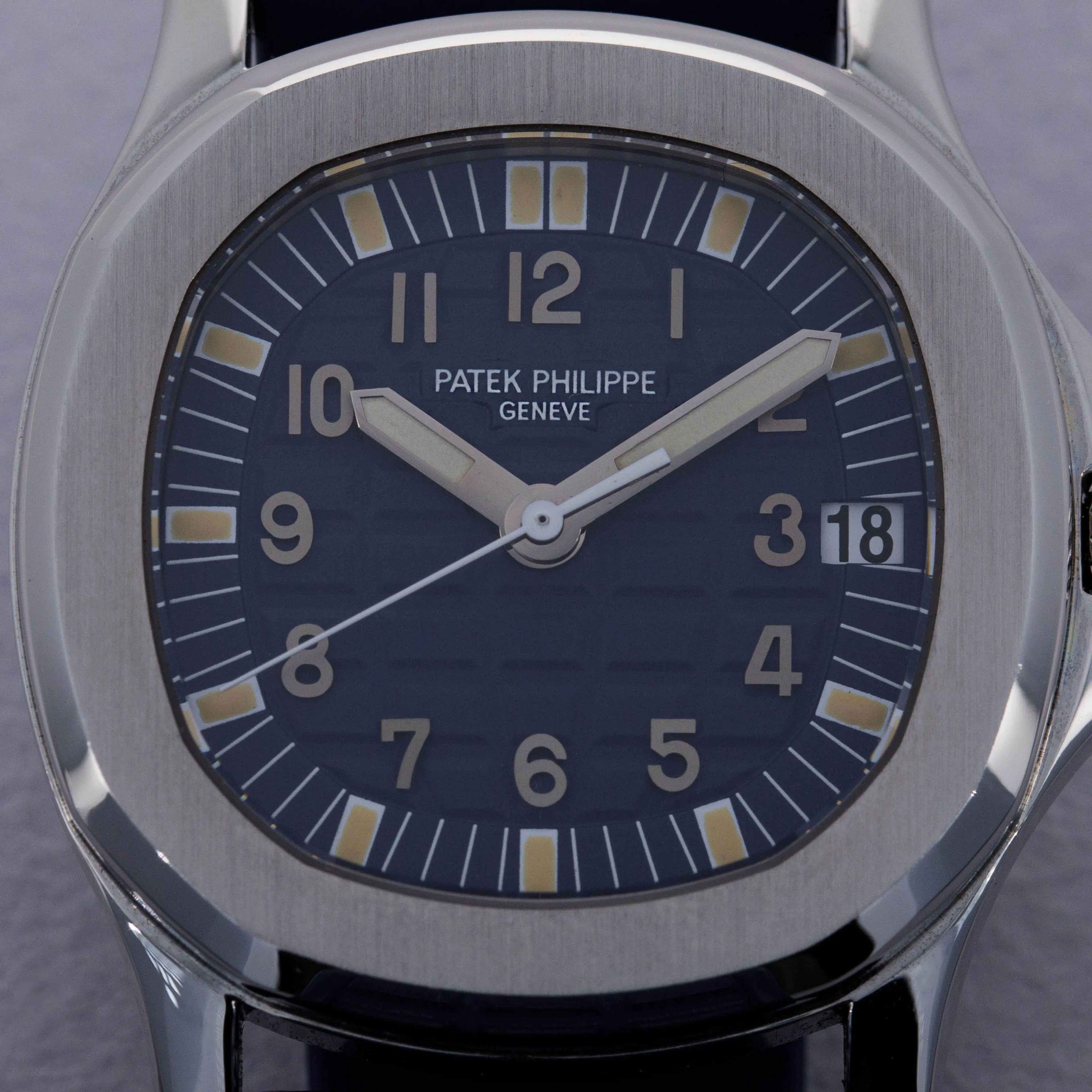 Patek Philippe Aquanaut 5066A 010 36mm Stainless steel Blue 11