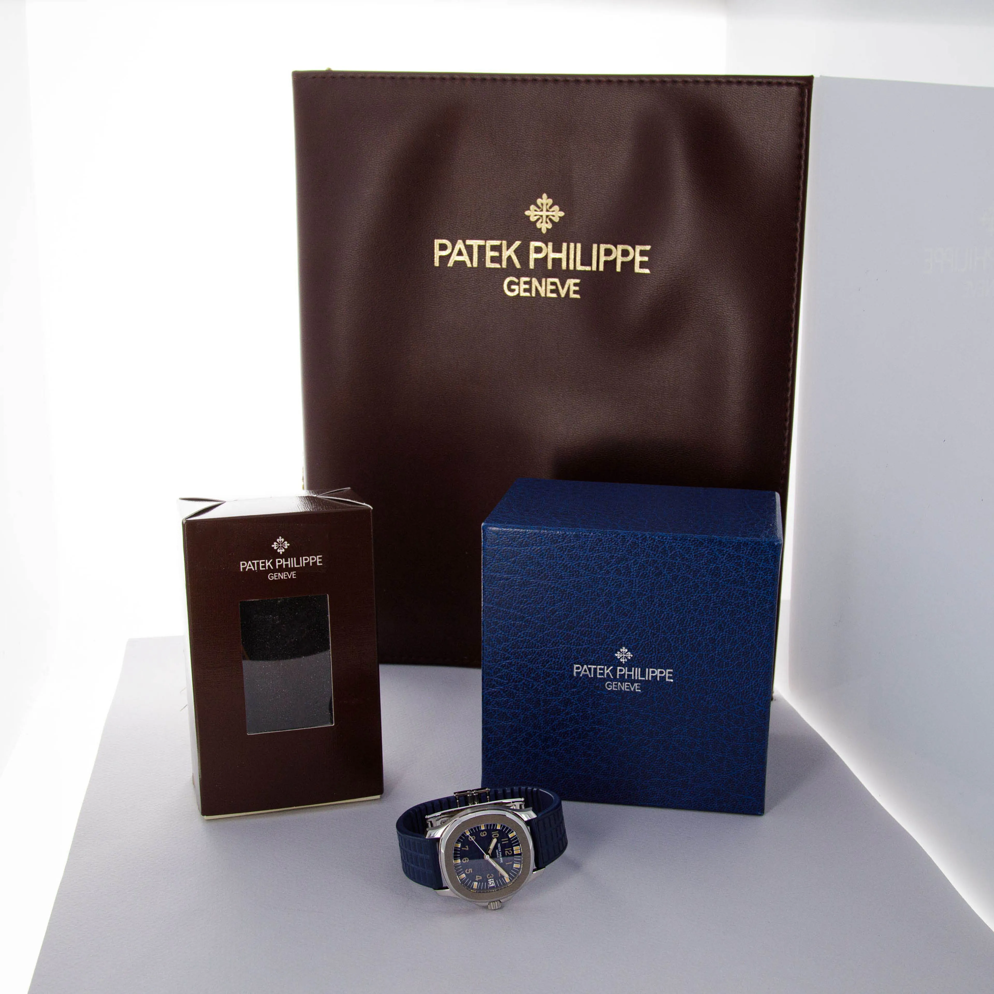 Patek Philippe Aquanaut 5066A 010 36mm Stainless steel Blue 14